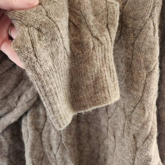 Daniel Cremieux Brown V-Neck Sweater - Picture 8 of 16